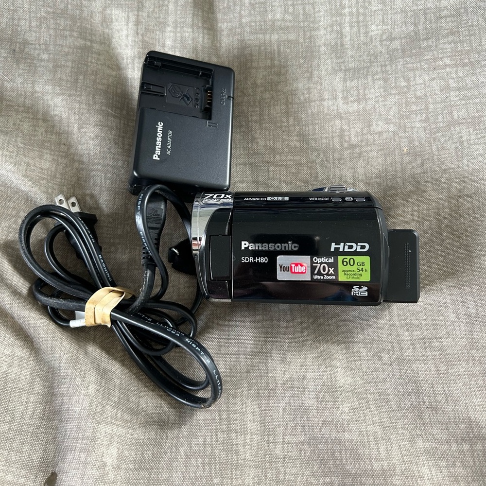 Panasonic SDR H80 Camcorder With AC Adapter